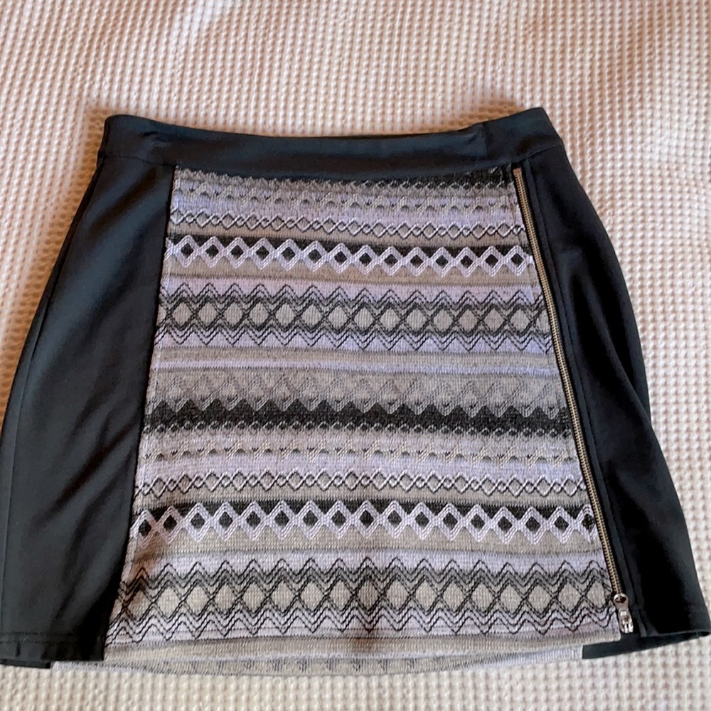 Adventura skirt, stretchy & warm.  Worn once!